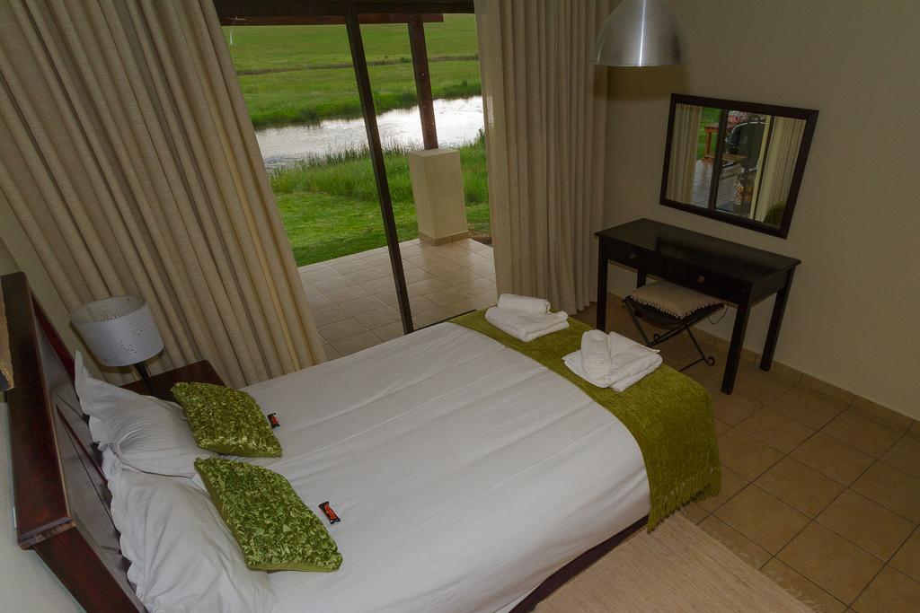 Forellenhof Guest Farm Wakkerstroom Dış mekan fotoğraf